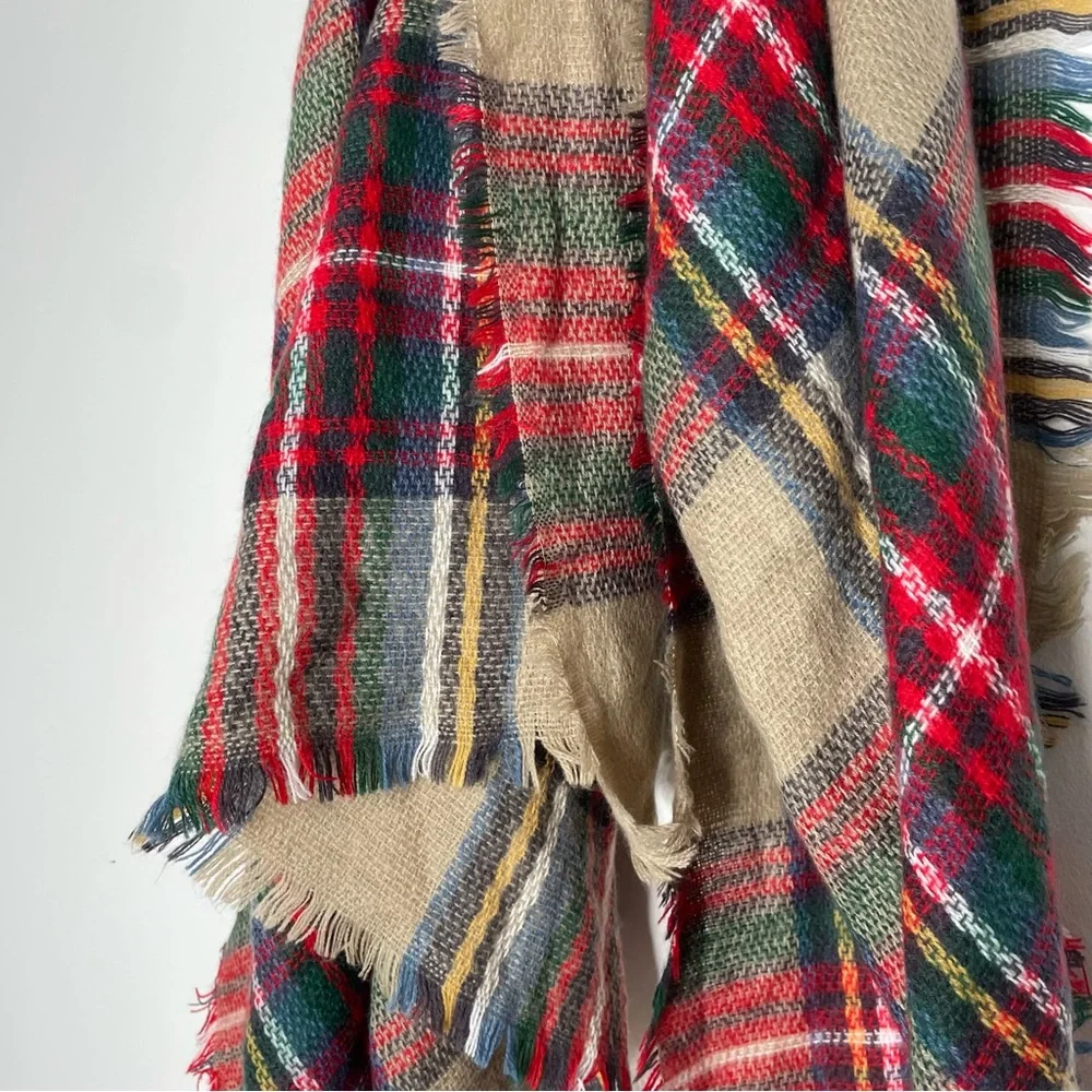 Vintage plaid multicolor blanket scarf fringe detailing perfect for Fall Winter